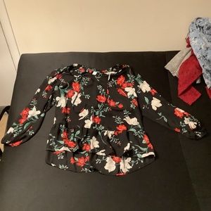 Size Medium Old Navy Black Floral Long Sleeve Blouse